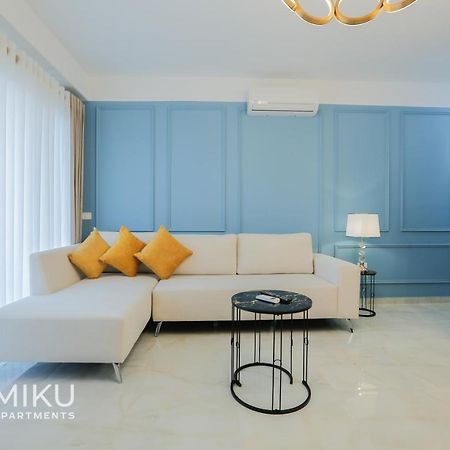 Miku Apartment - Glamorous 1Bedroom Apartment At Olympic Residence Tiranë Ngoại thất bức ảnh