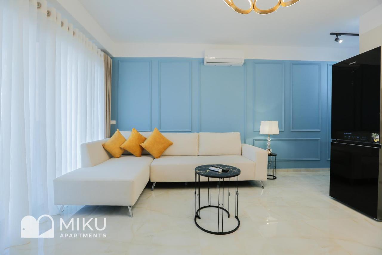 Miku Apartment - Glamorous 1Bedroom Apartment At Olympic Residence Tiranë Ngoại thất bức ảnh