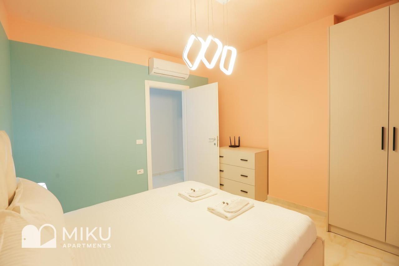 Miku Apartment - Glamorous 1Bedroom Apartment At Olympic Residence Tiranë Ngoại thất bức ảnh