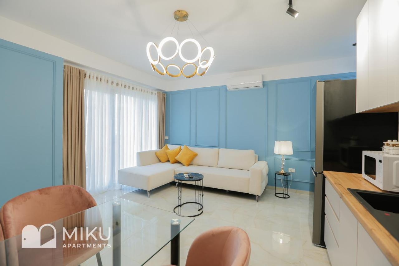 Miku Apartment - Glamorous 1Bedroom Apartment At Olympic Residence Tiranë Ngoại thất bức ảnh