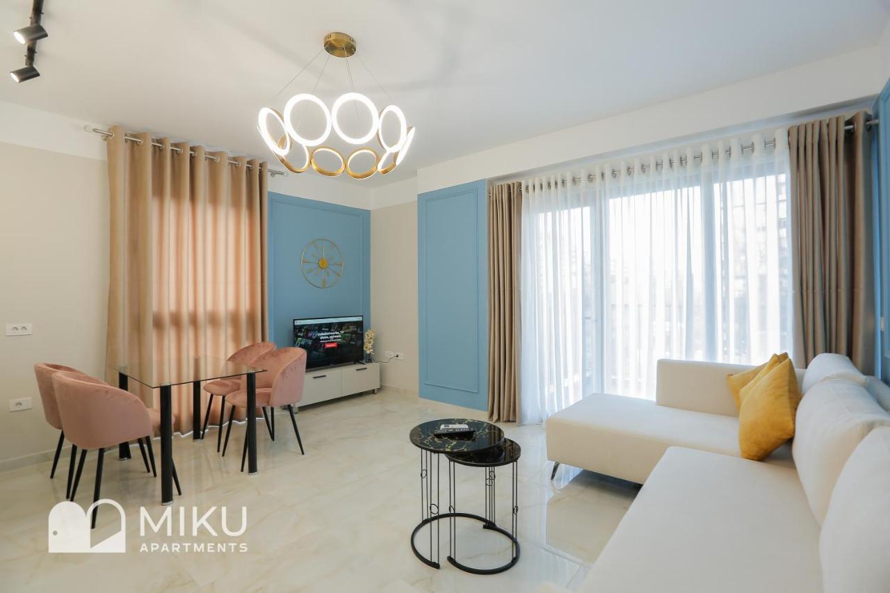 Miku Apartment - Glamorous 1Bedroom Apartment At Olympic Residence Tiranë Ngoại thất bức ảnh