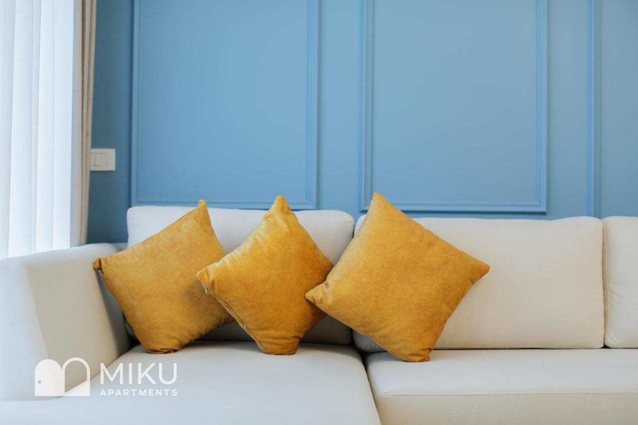 Miku Apartment - Glamorous 1Bedroom Apartment At Olympic Residence Tiranë Ngoại thất bức ảnh